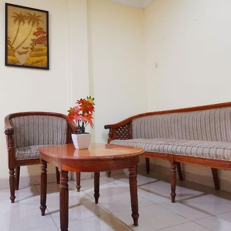 Hotel Nusantara Indah Syariah Jakarta Extérieur photo