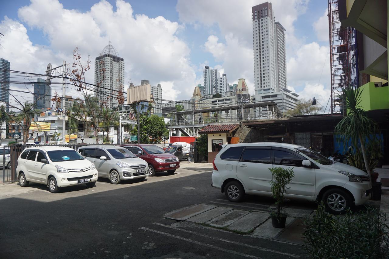 Hotel Nusantara Indah Syariah Jakarta Extérieur photo
