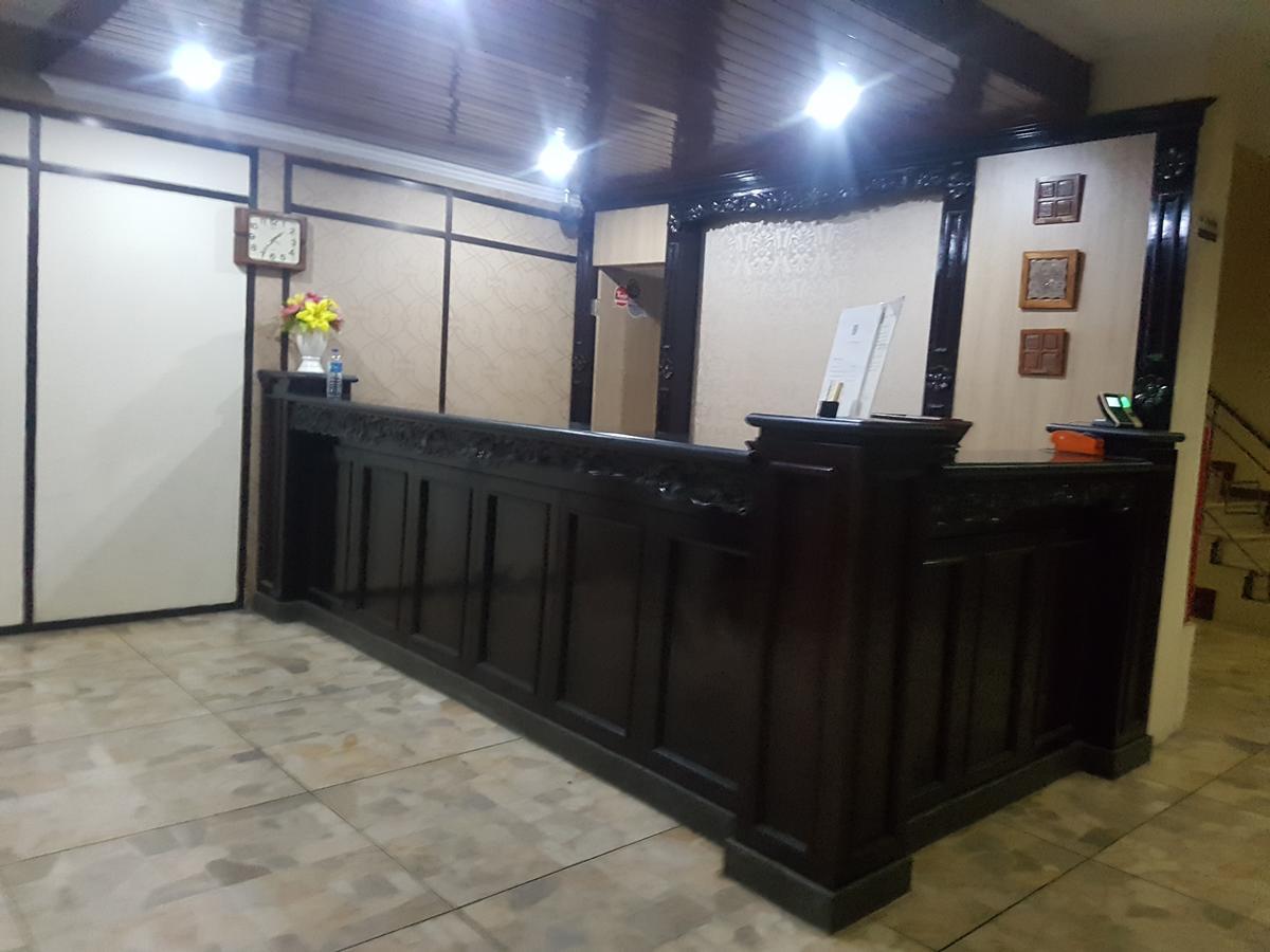 Hotel Nusantara Indah Syariah Jakarta Extérieur photo