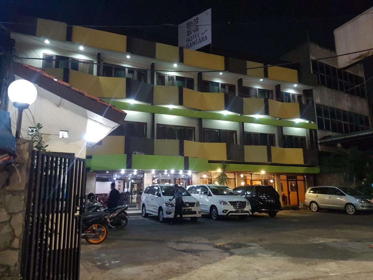 Hotel Nusantara Indah Syariah Jakarta Extérieur photo