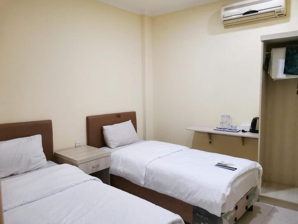 Hotel Nusantara Indah Syariah Jakarta Extérieur photo